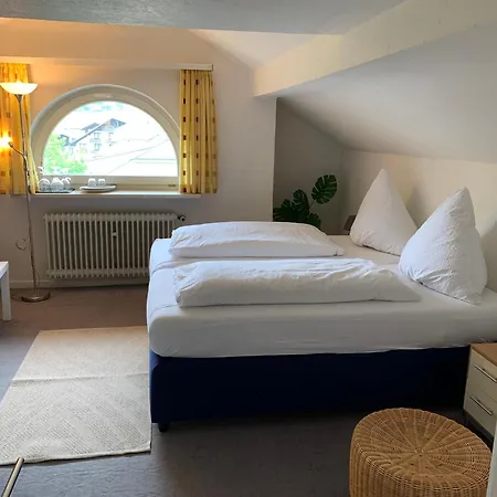 Wiesemann Parkappartements & Dependance - Naehe Ettelsberg-talstation 아파트 *